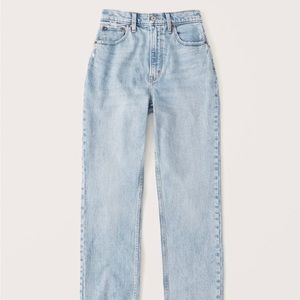 Abercrombie ultra High Rise 90s  Straight Jeans.